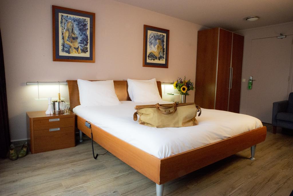Strandhotel Bos En Duin Осткапеле Стая снимка